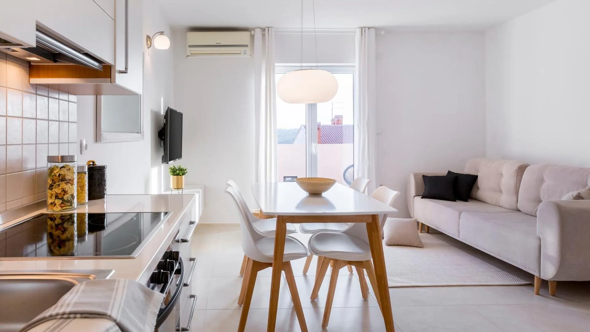 Sunny Apartment Aurora Πούλα Κροατία